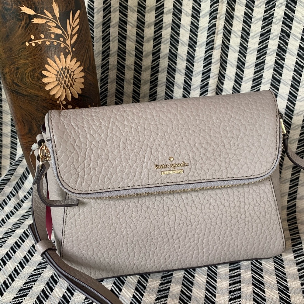 Kate spade leather crossbody gray Berrin carter - Picture 1 of 8